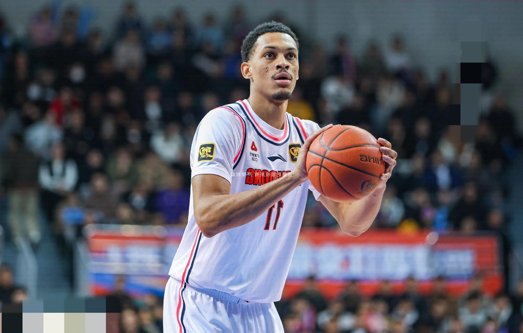 灰熊鏖战山西队,郭艾伦关键制胜 灰熊鏖战山西队,郭艾伦关键制胜