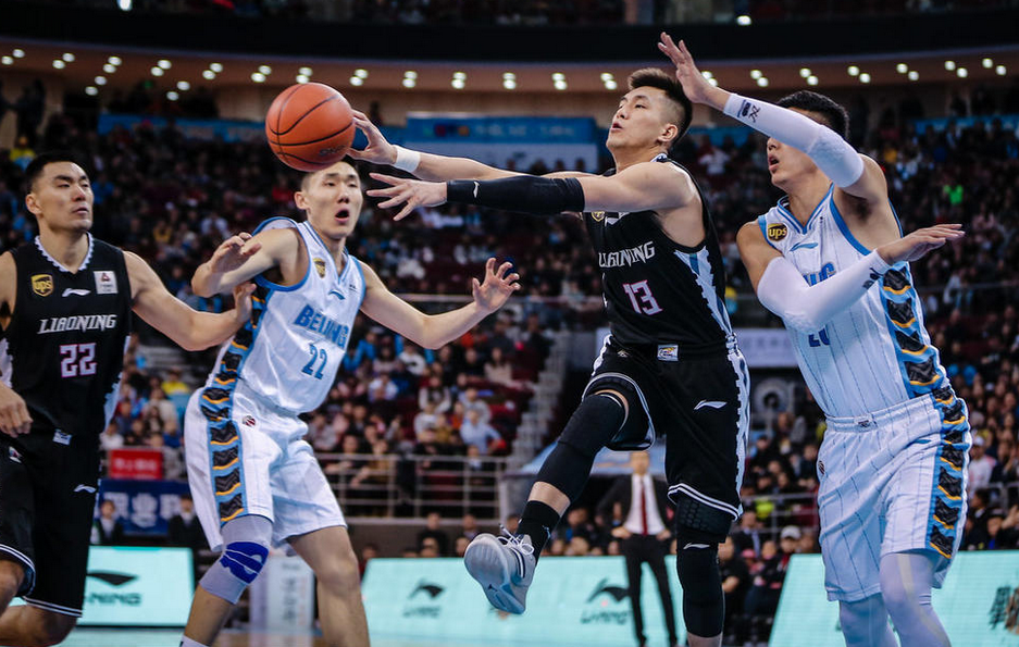 灰熊鏖战山西队,郭艾伦关键制胜 灰熊鏖战山西队,郭艾伦关键制胜