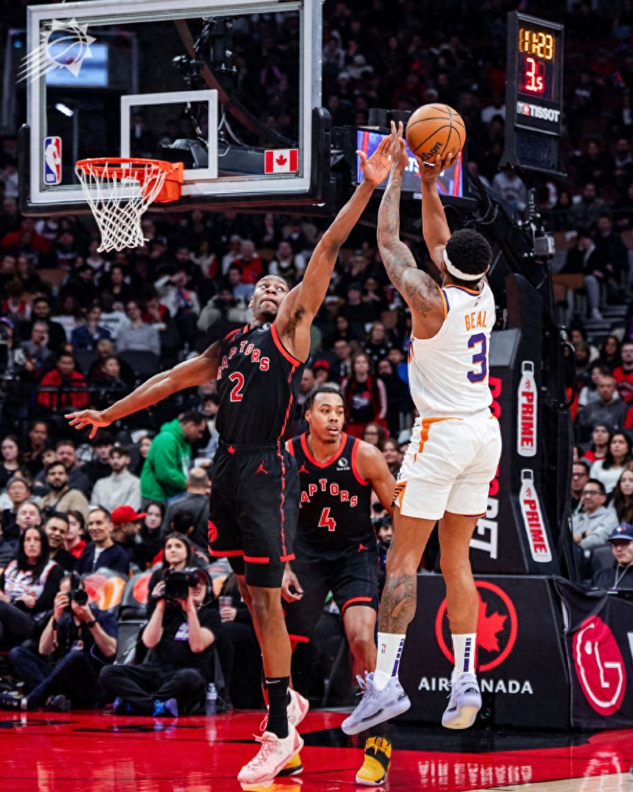 猛龙完胜辽宁队,范弗利特关键制胜 猛龙完胜辽宁队,范弗利特关键制胜