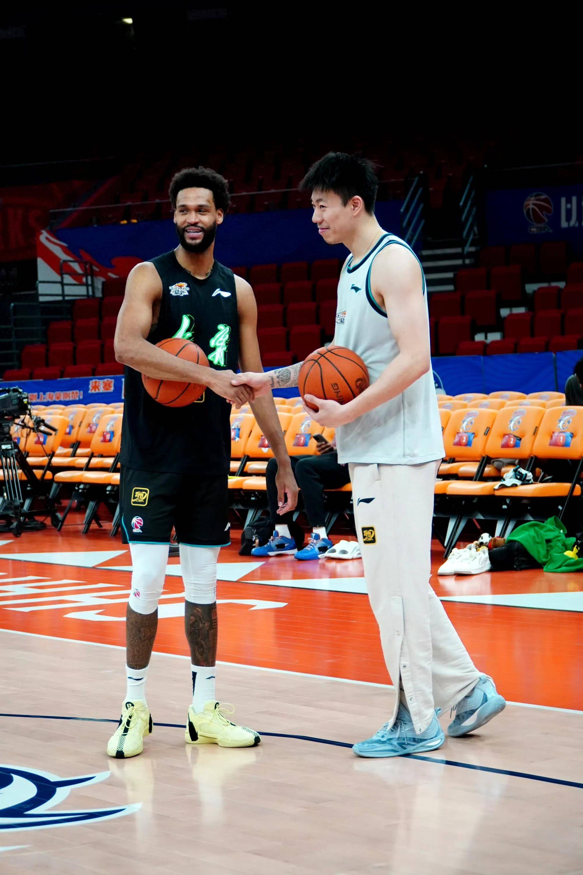 福建队险胜新疆队，张镇麟统治全场