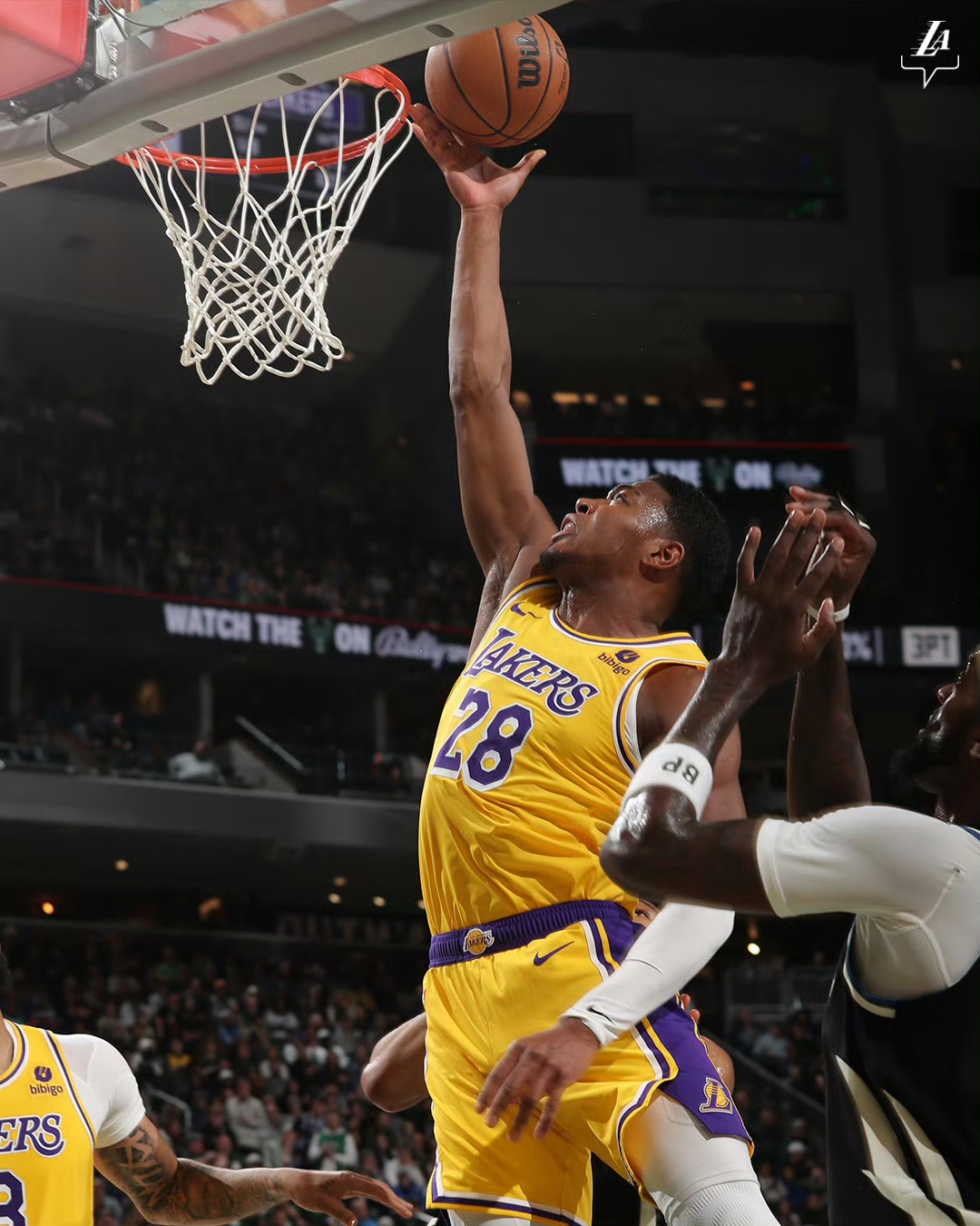 公牛轻取步行者,浓眉哥状态火热 公牛轻取步行者,浓眉哥状态火热