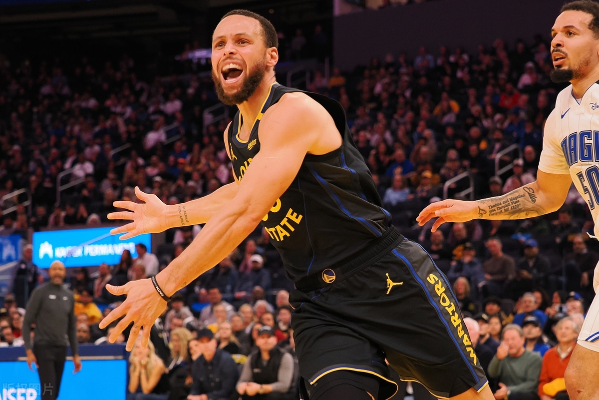 公牛轻取步行者,浓眉哥状态火热 公牛轻取步行者,浓眉哥状态火热