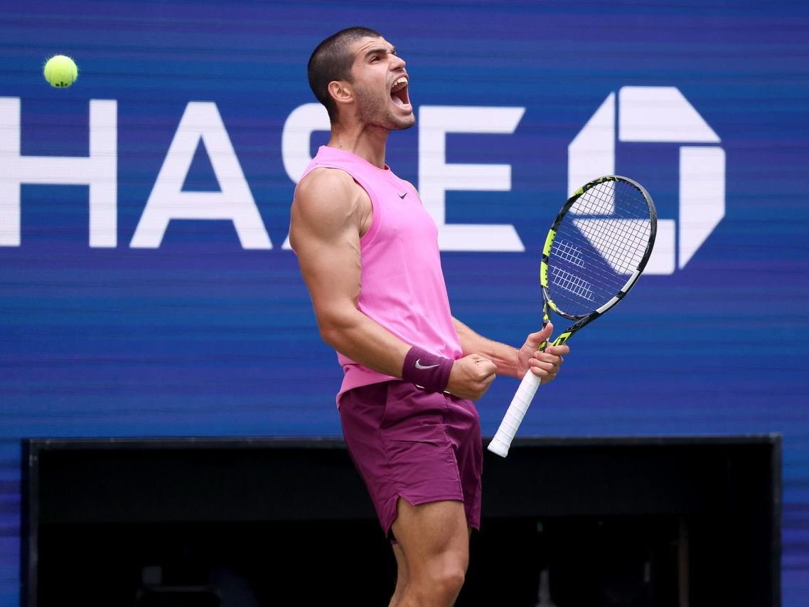 美国网球队力克欧洲网球队，兹维列夫三分雨点燃全场