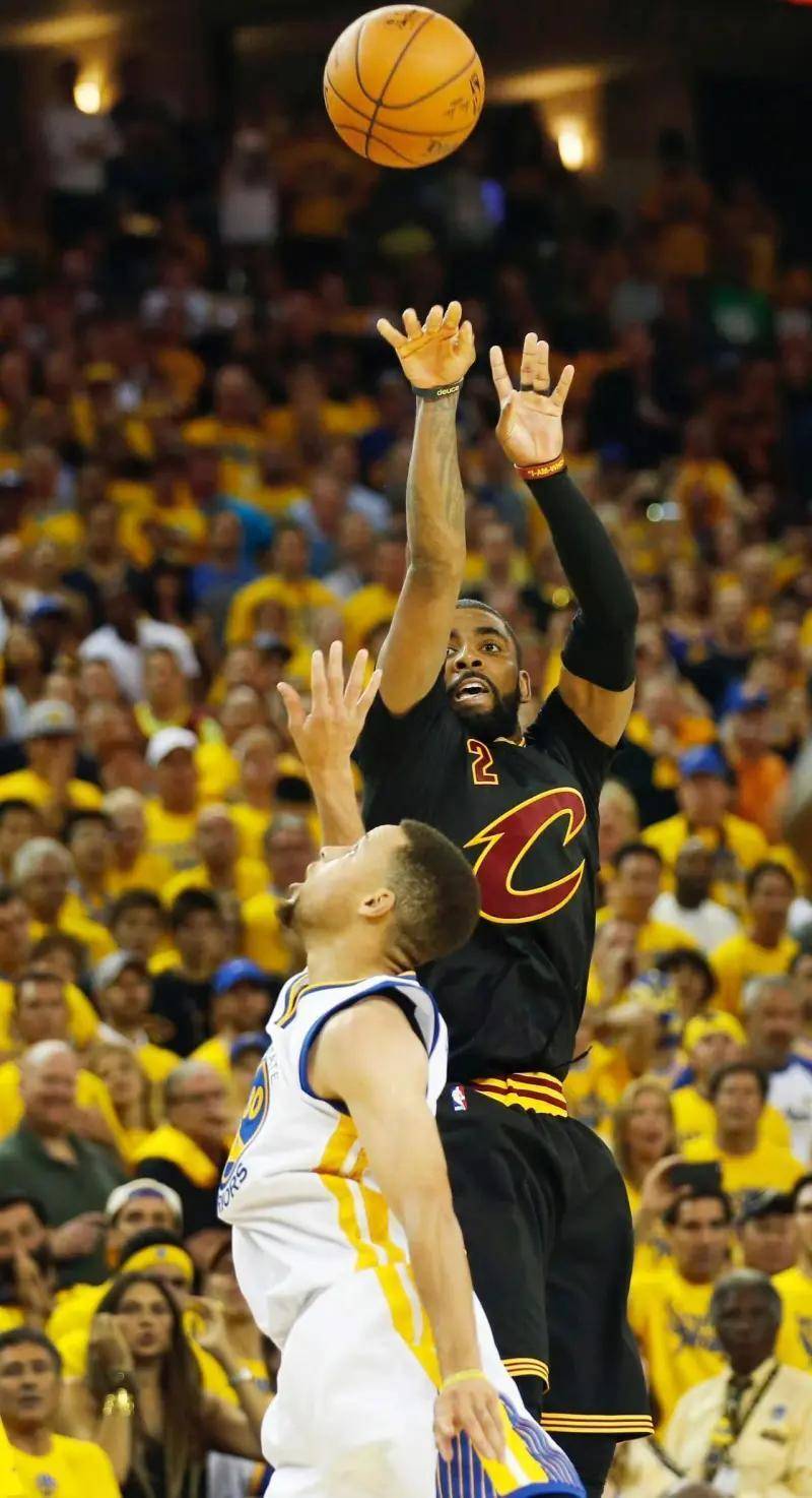 火箭险胜篮网，欧文带队取胜