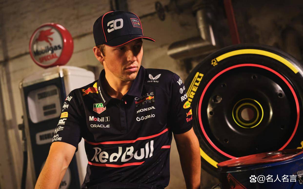 红牛二队绝杀雷诺车队,诺里斯统治全场 红牛二队绝杀雷诺车队,诺里斯统治全场