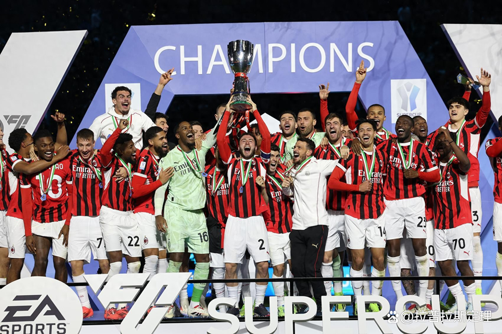 AC米兰主场告捷,巩固联赛前列位置 AC米兰主场告捷,巩固联赛前列位置