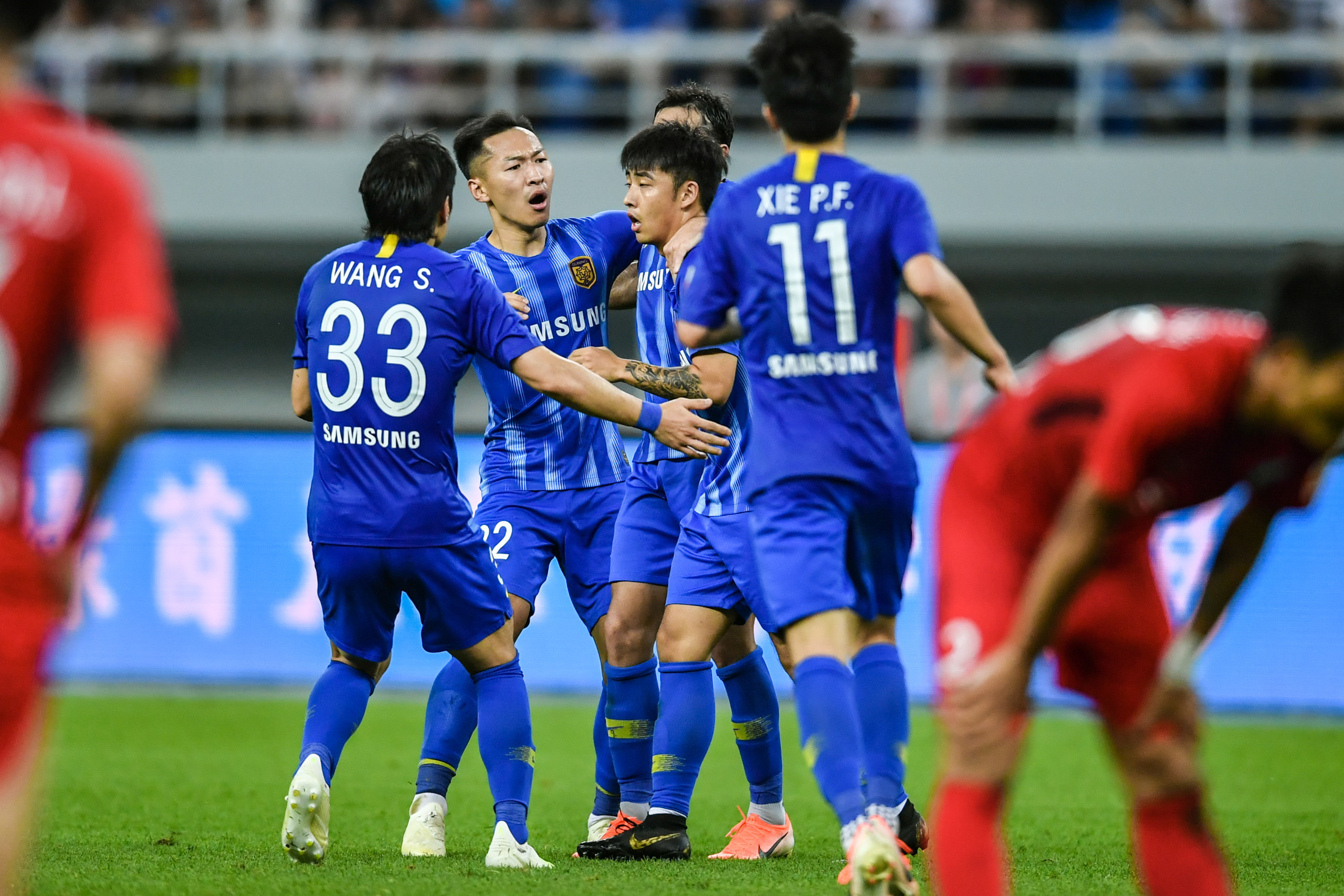 江苏苏宁头名,以稳固表现领跑积分榜 江苏苏宁头名,以稳固表现领跑积分榜