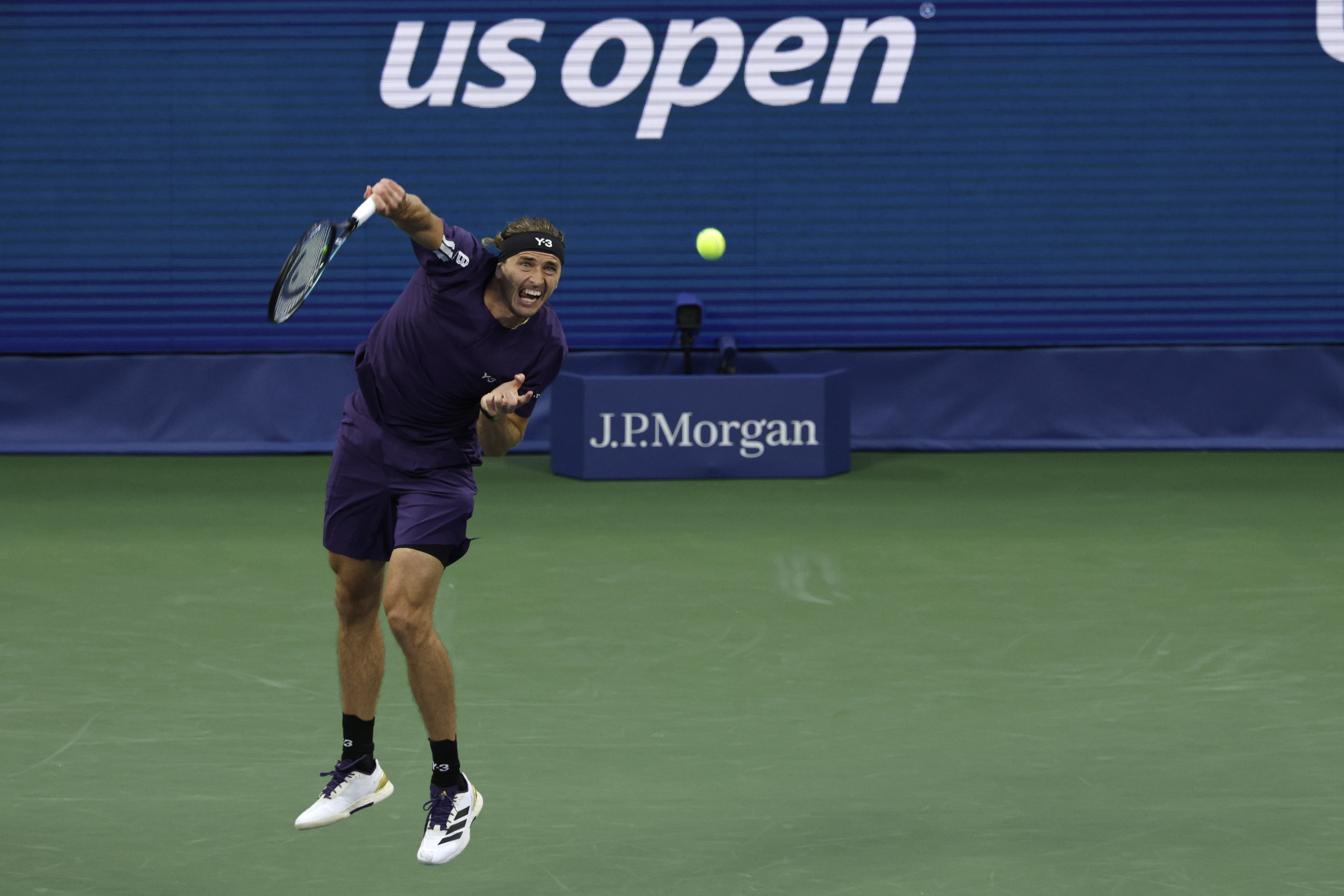 年终总决赛逆转美网,兹维列夫关键制胜 年终总决赛逆转美网,兹维列夫关键制胜