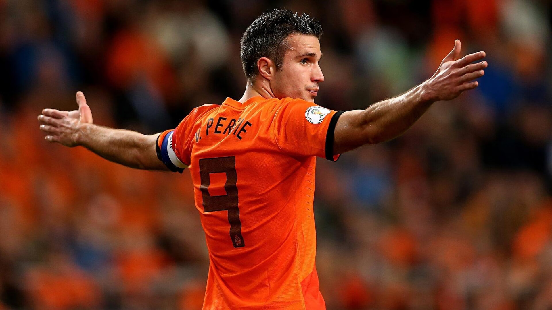 加维爆发点燃全场，佛罗伦萨闪电战击溃莱比锡红牛