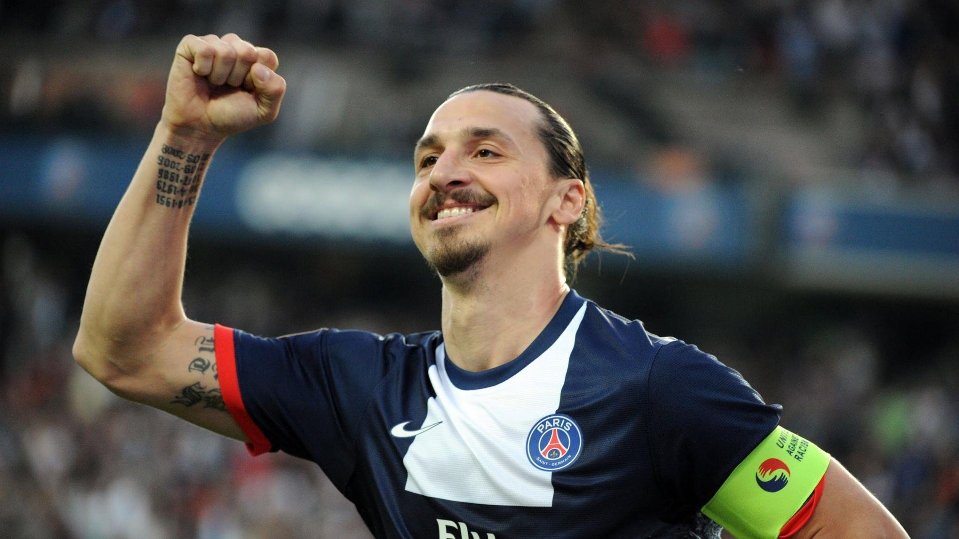 意甲焦点战，那不勒斯国王狂胜，深圳队成亚洲足球新镜鉴