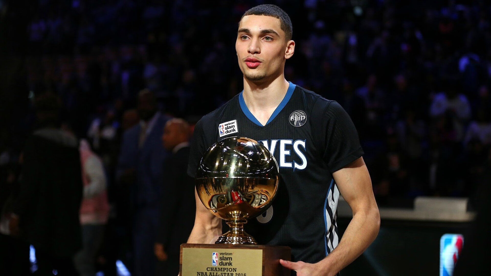 孤星燎原,莫兰特在NBA季后赛之夜的终极证明